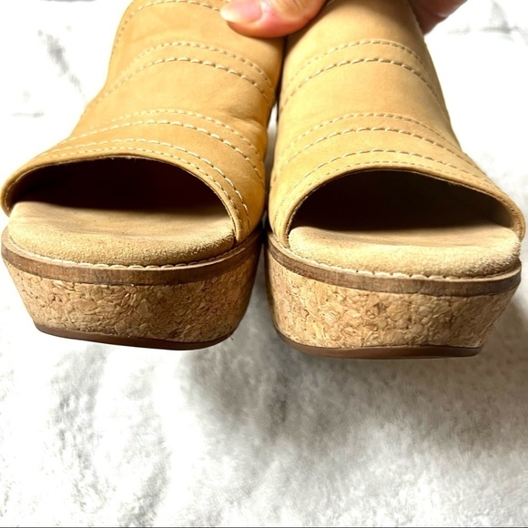 Clarks Aisley Lily Y2K Platform Light Tan Nubuck Womens sandals size 6 - Picture 5 of 11